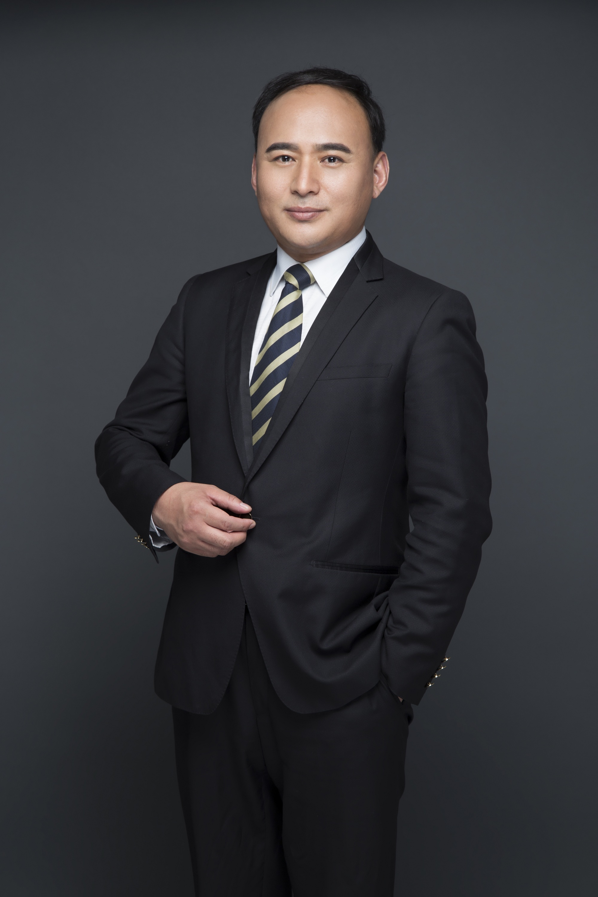 贺佳 创始人 & 执行董事
